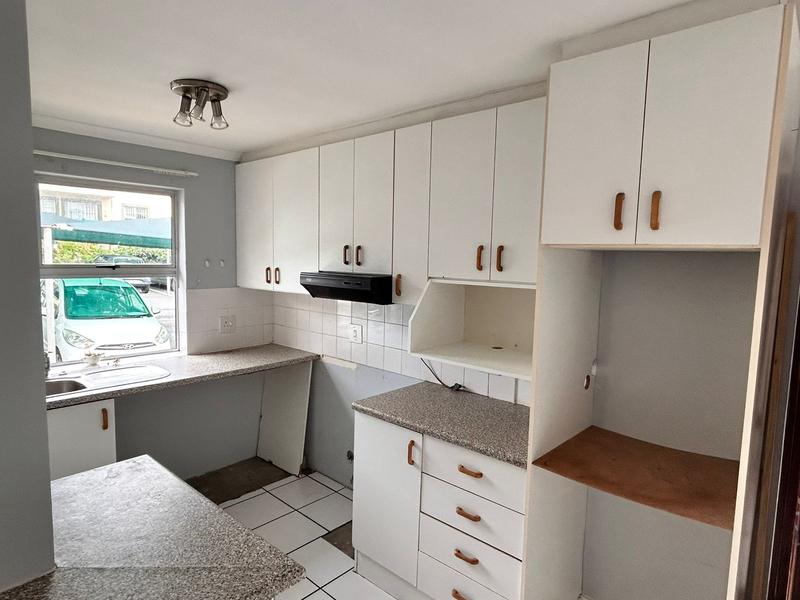 To Let 2 Bedroom Property for Rent in Glencairn Western Cape